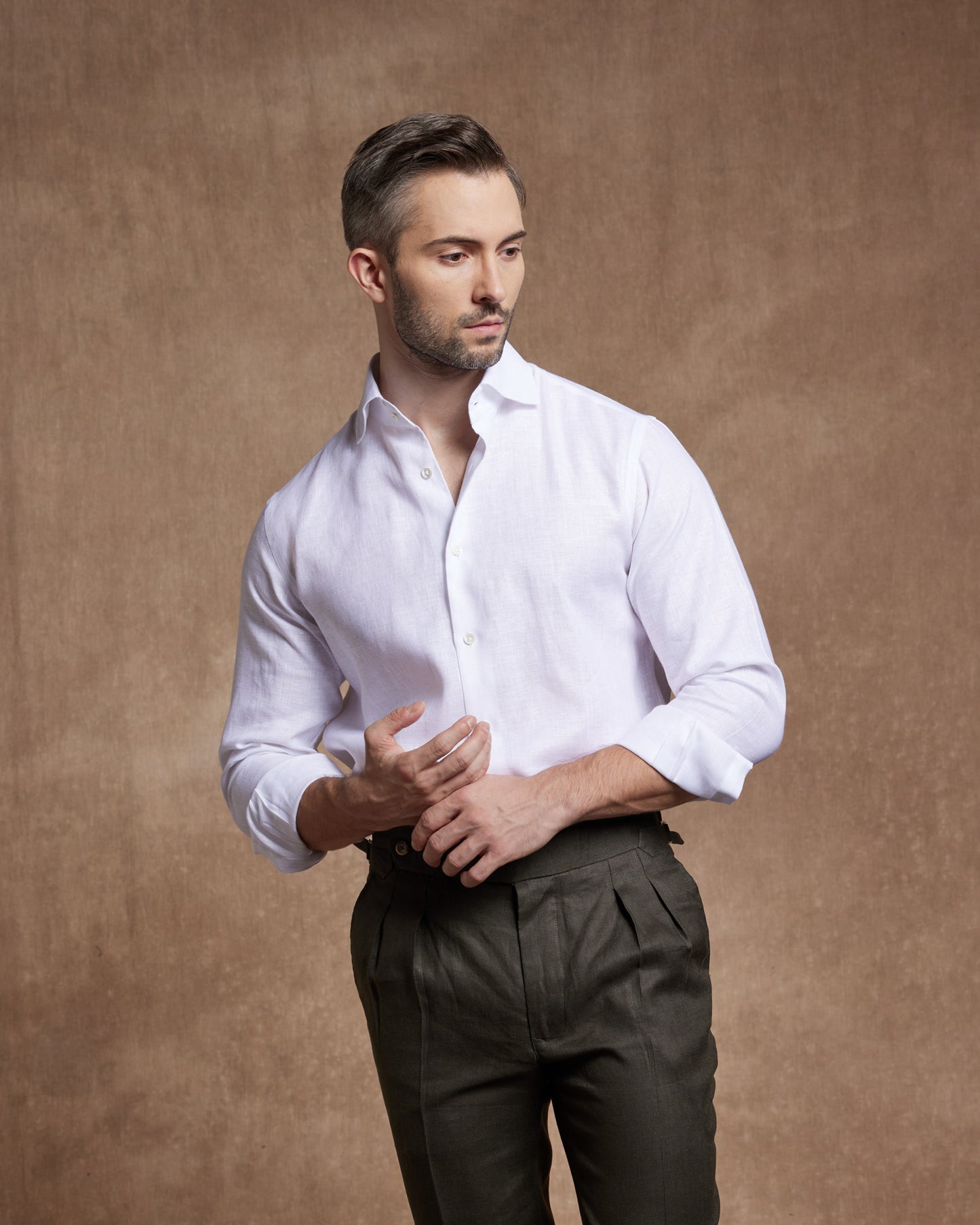 Spread Collar Linen Shirt - Off-White